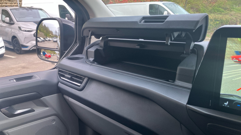 Ford Transit Custom E-320 L1 Rwd 100kW 65kWh H1 Van Limited Auto